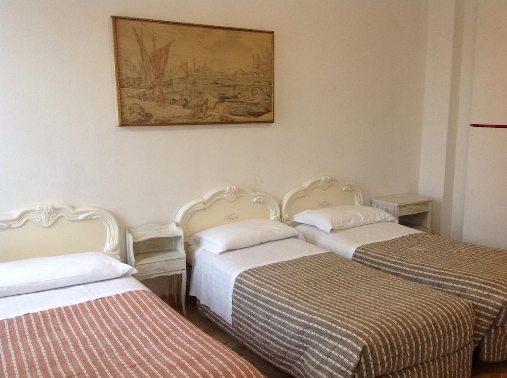 Riva Reno Guesthouse Bolonha Quarto foto
